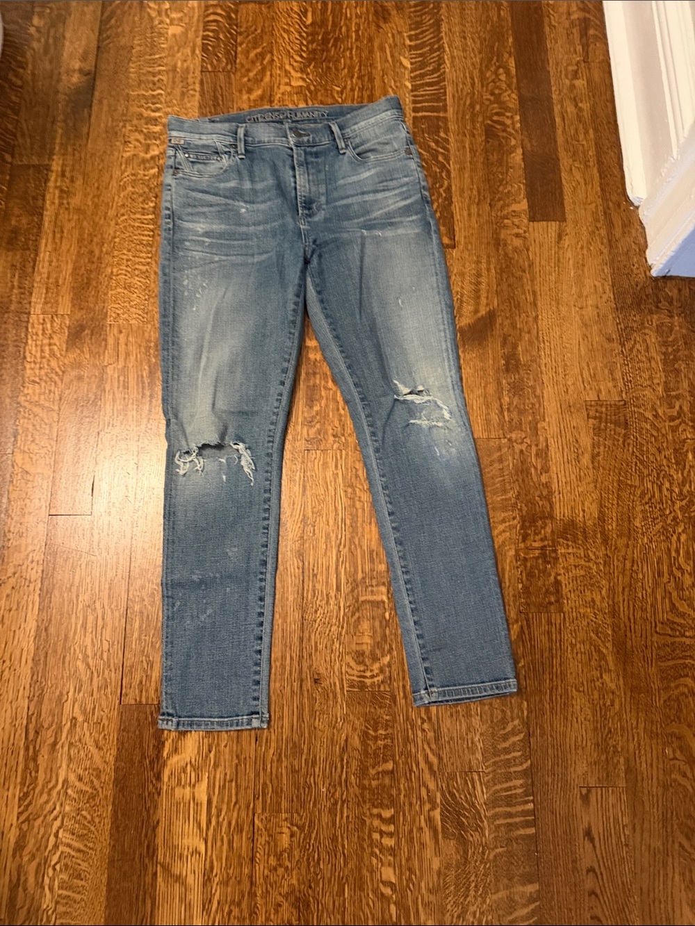 Slim Fit Distressed Jeans - Light Blue